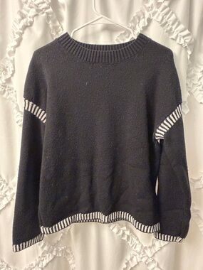 Classic Black Crewneck Sweater with Contrast Trim